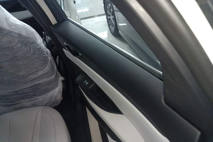 Used BYD Seal 06 New Energy 2025 DM-i Smart Drive 80KM Luxury Model