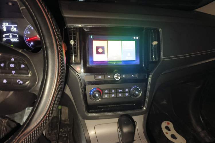 Used Roewe RX5 2018 20T Two-Wheel Drive Automatic Flagship Edition