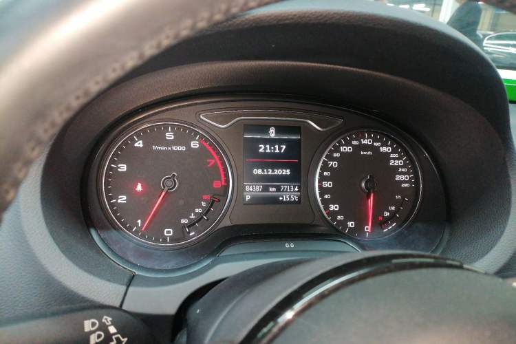 Used Audi A3 2015 Limousine 40 TFSI Automatic Comfort Model