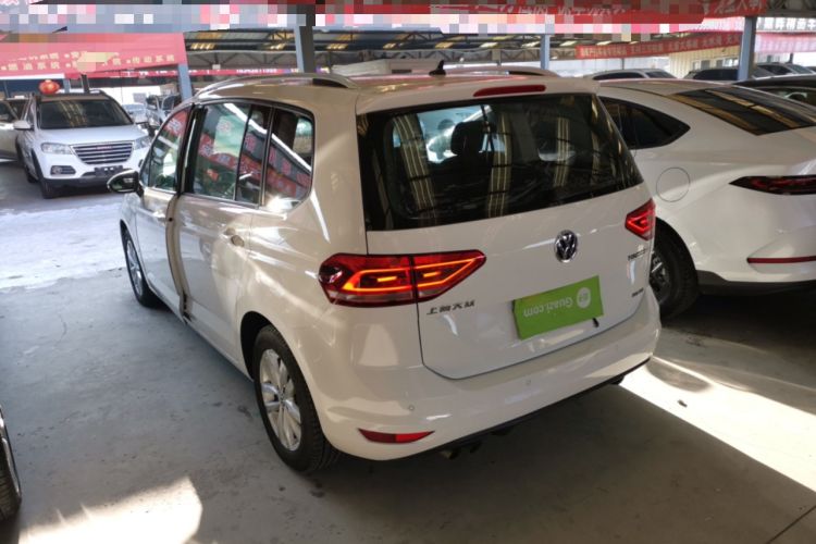 Used Volkswagen Touran 2016 Volkswagen Touran L 280TSI DSG Comfort Edition