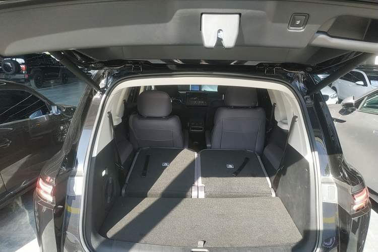 Used Leapmotor C16 2024 Range-Extended 200 Luxury Edition
