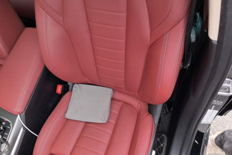 Used BMW 3 Series 2021 Restyled 325i M Sport Night Edition Package Left Front Seat