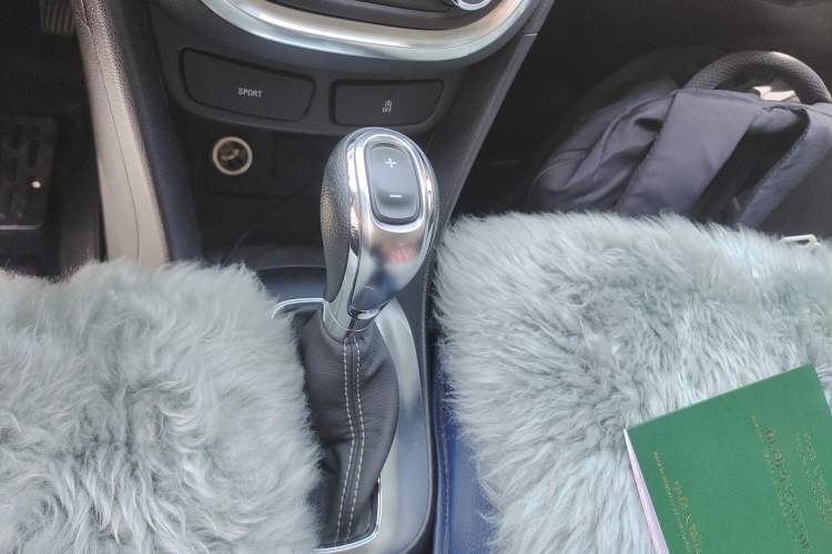 Used Buick Encore 2015 1.4T Automatic Two-Wheel Drive Urban Elite Version