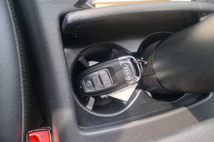 Used Audi A6L 2014 30 FSI Comfort Model
