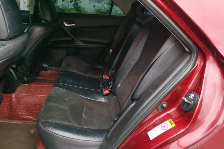 Used Toyota Reiz 2010 2.5V Fashion Elite Edition Left Rear Seat
