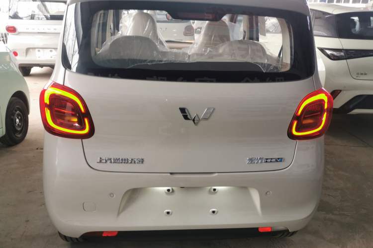 Used Wuling Hongguang MINIEV 2025 Four-Door Version Advanced Edition
