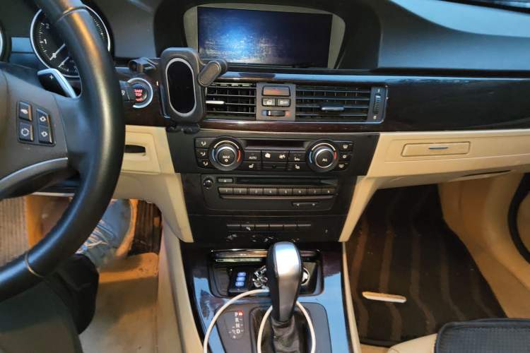 Used BMW 3 Series 2011 325i Luxury Edition