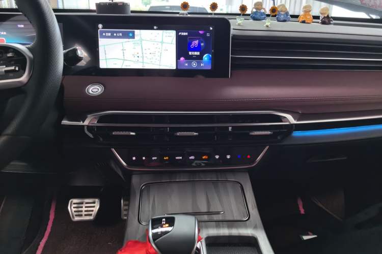 Used JETOUR X70 PRO 2024 1.6T DCT Smart Enjoyment 5-Seater Audio And AC Panel