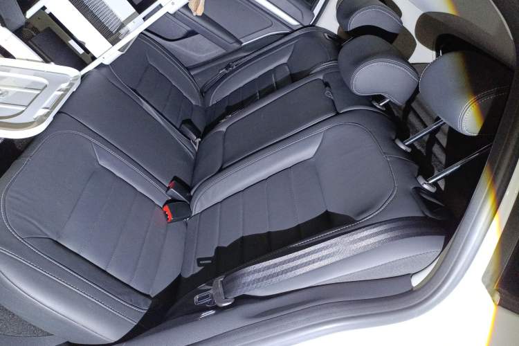 Used Volkswagen Gran Lavida 2017 230TSI DSG Comfort Edition Left Rear Seat