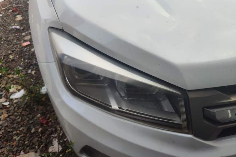 Used CHANGAN CS75 2016 2.0L Manual Leading Version China V Standard
