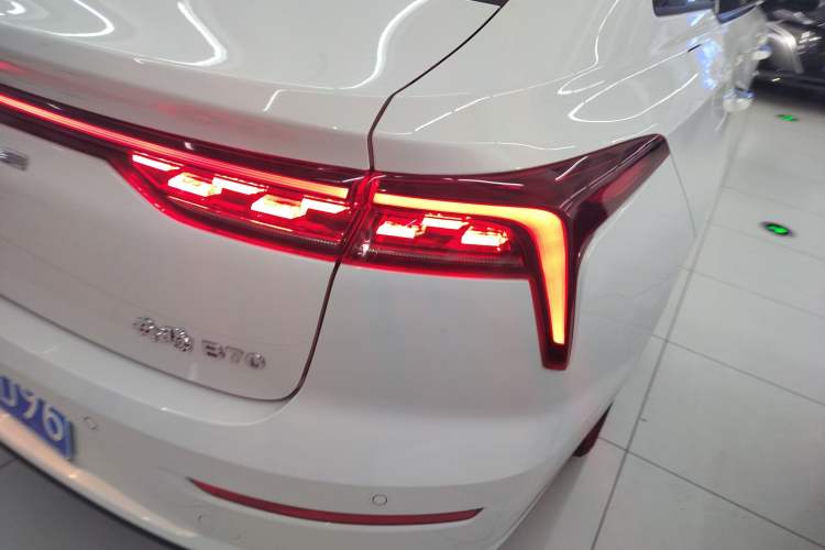 Used Bestune B70 2022 Third Generation 1.5T Automatic Enjoyment Version Right Rear Taillight