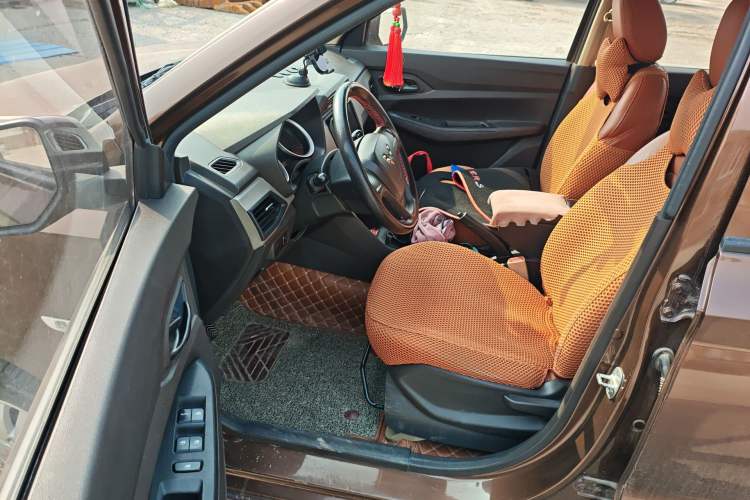 Used Wuling Hongguang 2018 1.5L S Standard Version L2B Driver Seat