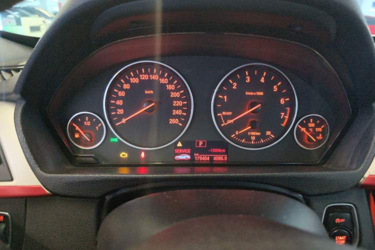 Used BMW 3 Series GT 2017 320i Sport Edition Instrument Cluster