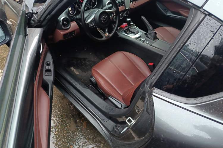 Used Mazda MX-5 2018 2.0L RF Platinum Steel Gray