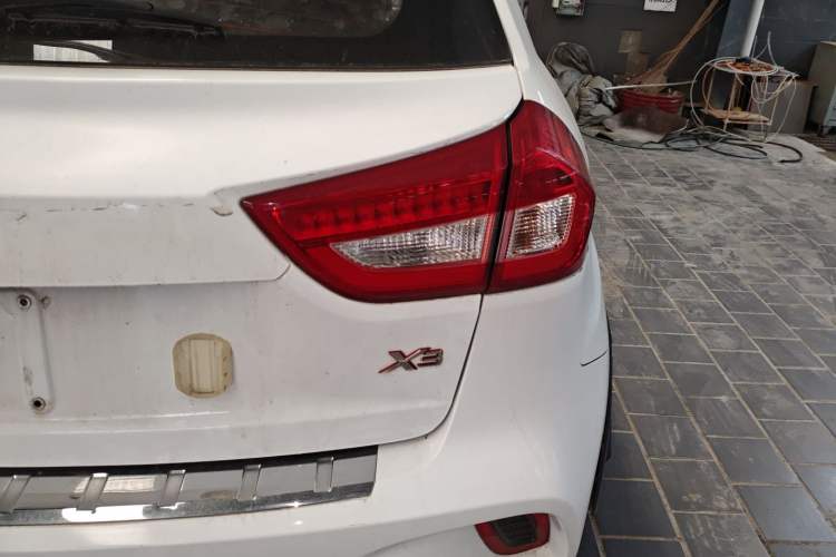 Used Geely Auto Vision X3 2017 1.5L Automatic Elite Model