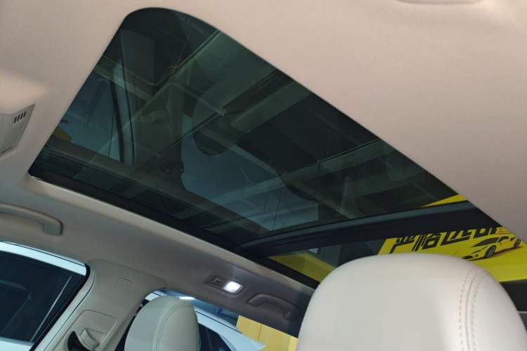 Used Volkswagen Tharu 2023 300TSI Two-Wheel-Drive Moonlight Edition