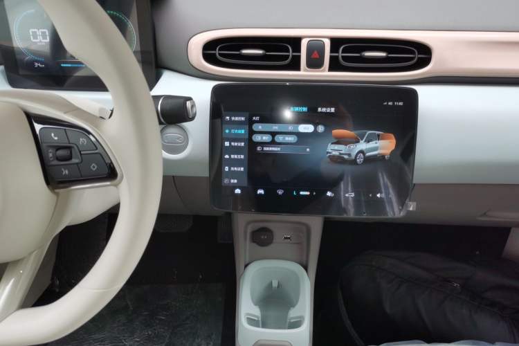 Used Leapmotor T03 2025 310 Comfort Edition Audio And AC Panel