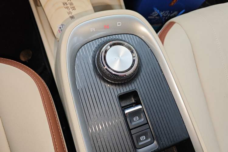 Used ORA Good Cat 2021 400km Standard Range Athena Edition Lithium Iron Phosphate
