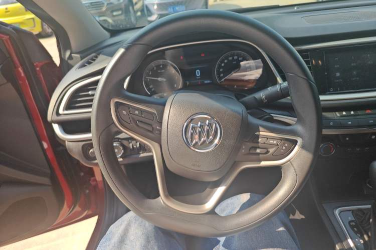 Used Buick GT 2021 Revised Version Flagship 1.5L Automatic Elite Edition Steering Wheel