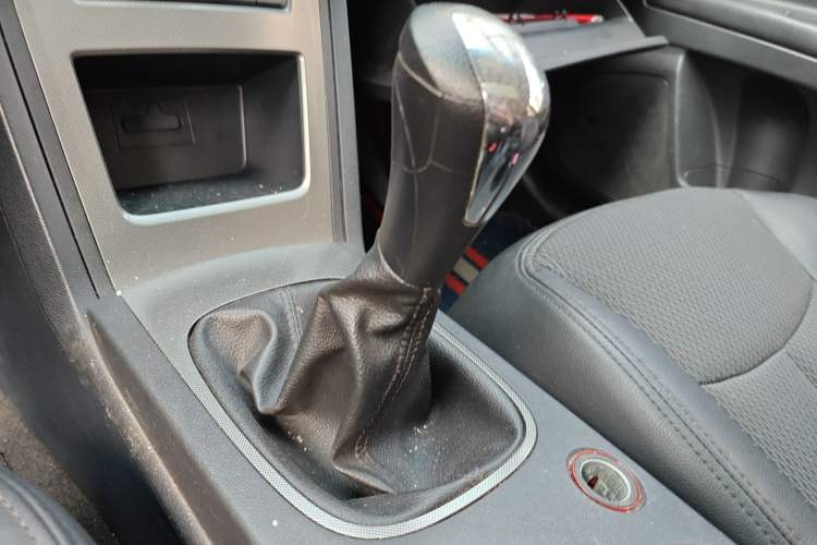 Used Roewe 350 2014 1.5L Manual Swift Edition
