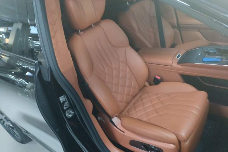 Used Hyptec HT 2024 825鸥翼 LiDAR Edition Right Front Seat