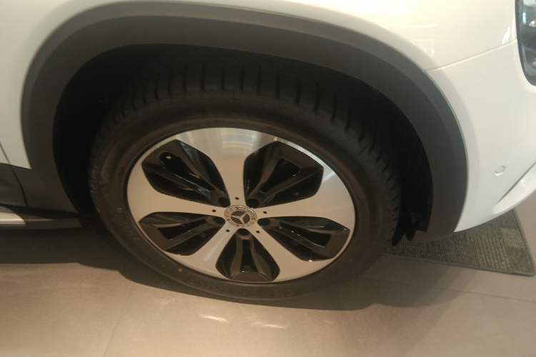 Used Mercedes-Benz GLB 2021 GLB 200 Fashion Model Exterior 4