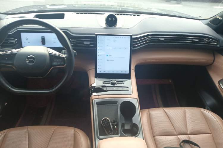 Used Nio ES8 2022 100 kWh Six-Seater Version
