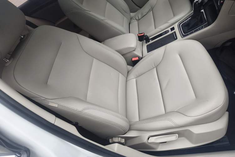 Used Volkswagen Golf 2015 1.6L Automatic Comfort Model