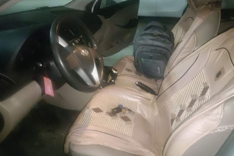 Used Hyundai Verna (older generation) 2014 1.4L Manual Smart GLS Trim Left Front Seat