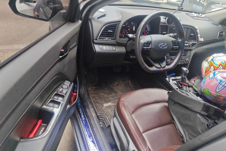 Used Hyundai Elantra (6th Generation / Lingdong) 2019 1.4T Dual-Clutch Xuan Dong · Dynamic Model