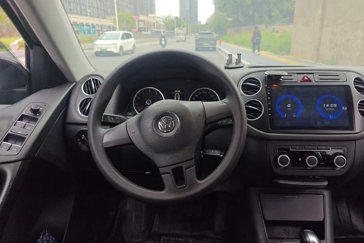 Used Volkswagen Tiguan 2012 1.8TSI Automatic Two-Wheel Drive Urban Edition Steering Wheel