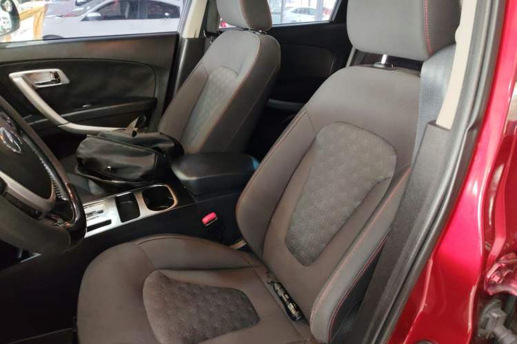 Used Bestune X80 2013 2.0L automatic comfort version

