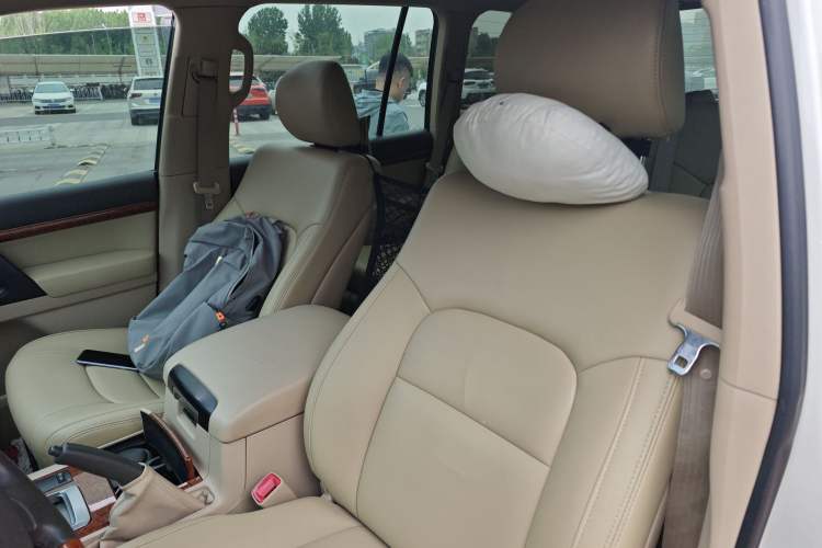 Used Toyota Land Cruiser 2015 4.6L V8 Middle East Limited Edition