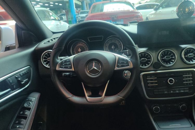 Used Mercedes-Benz CLA 2016 CLA 220 4MATIC

