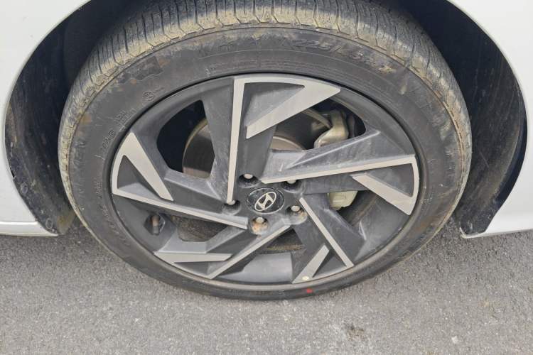 Used Hyundai Elantra 2023 1.5L CVT GLX Elite Edition Exterior 1