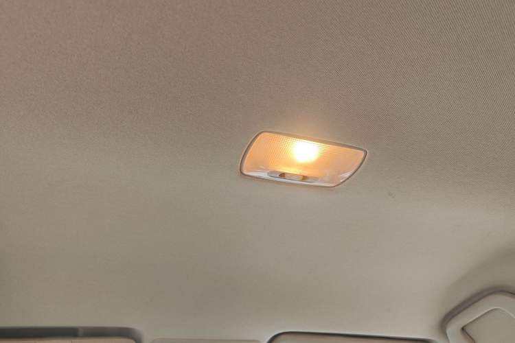 Used Honda Crider 2013 1.8L automatic comfort version Headliner