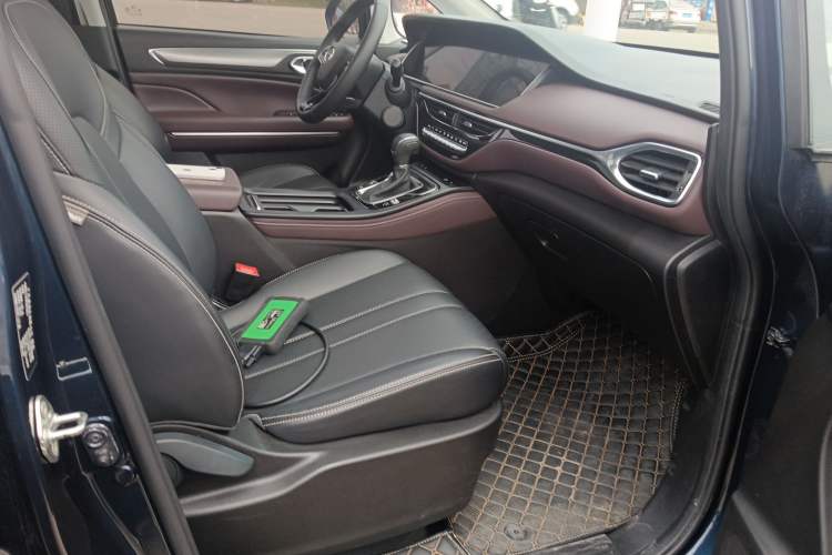 Used GAC Trumpchi M6 2021 270T DCT Luxury Edition (6-seater) Right Front Seat