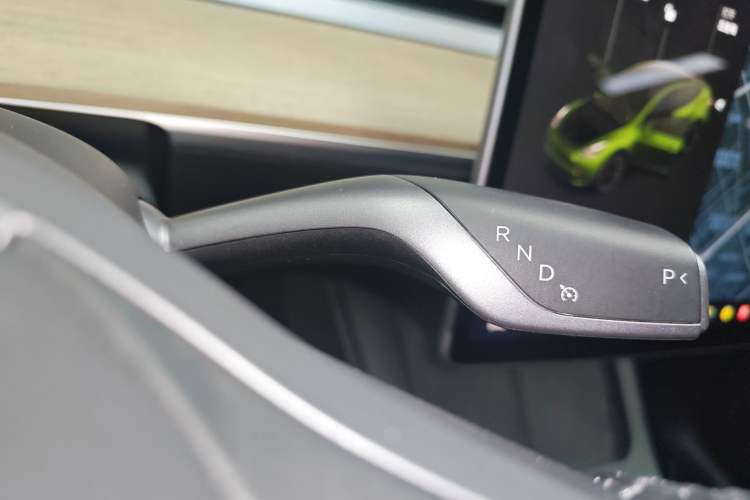 Used Tesla Model Y 2021 Standard Range Rear-Wheel Drive Version Gear Lever