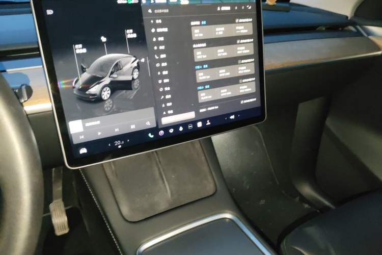 Used Tesla Model Y 2022 Long-Range All-Wheel-Drive Version Audio And AC Panel