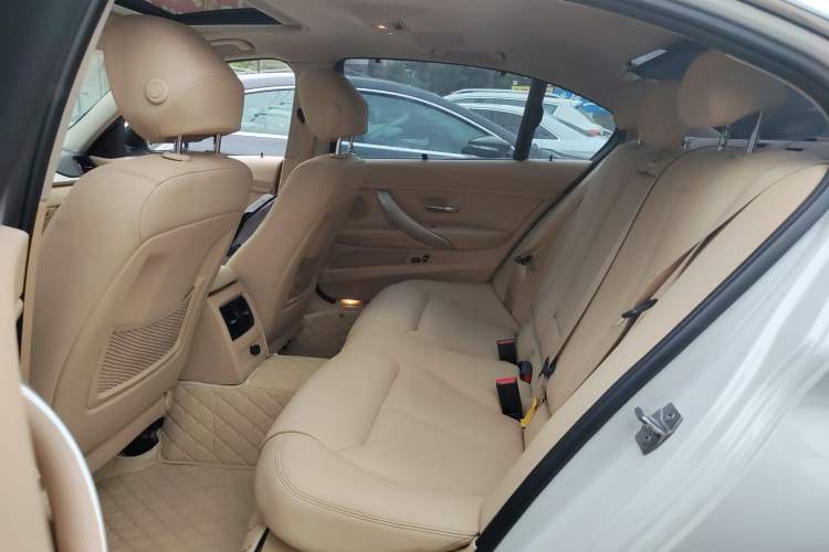 Used BMW 3 Series 2014 320Li Fashion Model
