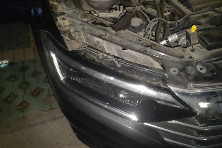 Used Volkswagen Sagitar 2021 280TSI DSG Comfort Connect Edition Right Front Headlight