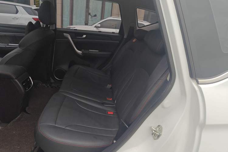 Used Haval M6 2019 1.5T DCT Two-Wheel Drive Elite Version China VI Standard
