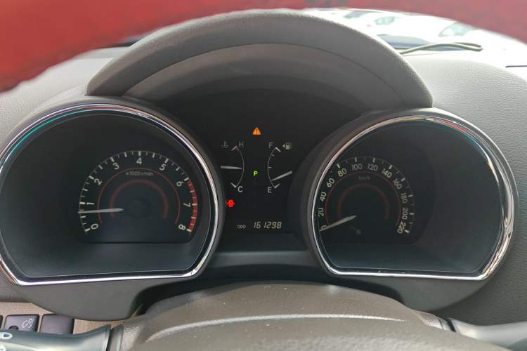 Used Toyota Highlander 2012 2.7L Two-Wheel Drive 7-Seater Ultimate Edition