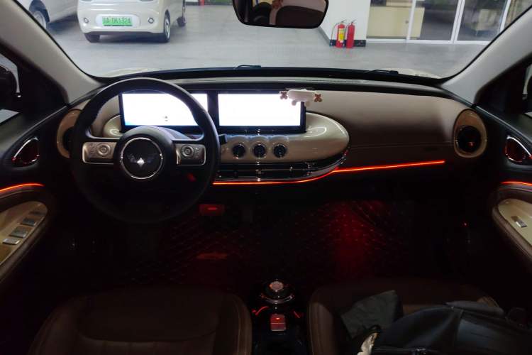 Used Wuling Bingo 2023 333 km Lingxi Connected+ Version
