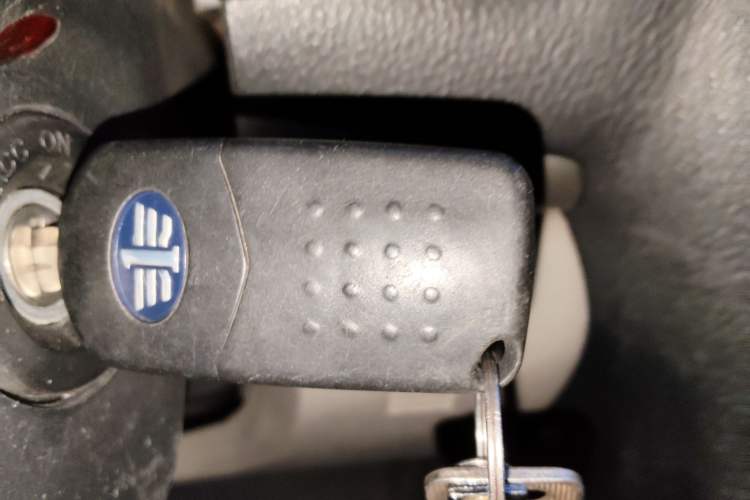 Used Bestune B50 2012 1.6L manual fashion version