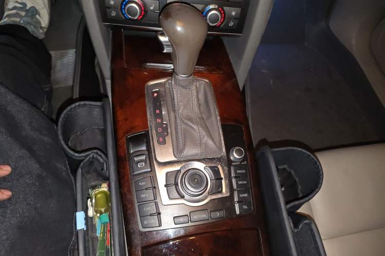 Used Audi A6L 2010 2.4L Comfort Edition
