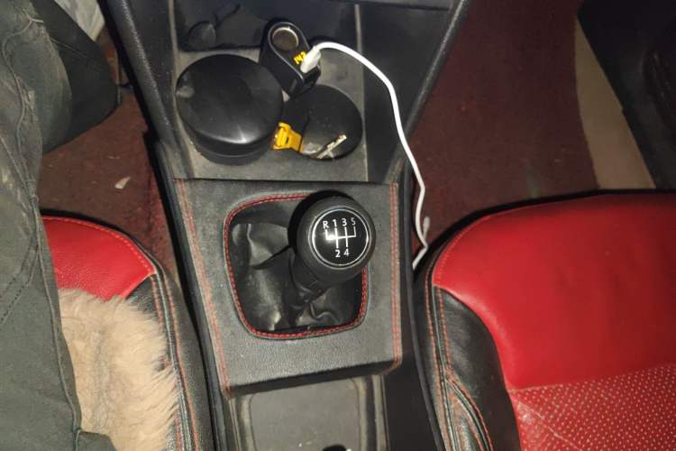 Used Volkswagen Polo 2011 1.4L Manual ZhiLe Edition