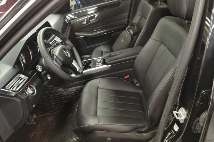 Used Mercedes-Benz E-Class 2015 Restyled E 260 L Sport Edition Left Front Seat