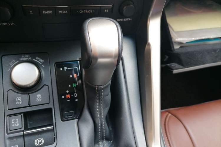 Used Lexus NX 2015 200 Front-Wheel Drive X-Trail SE Edition
