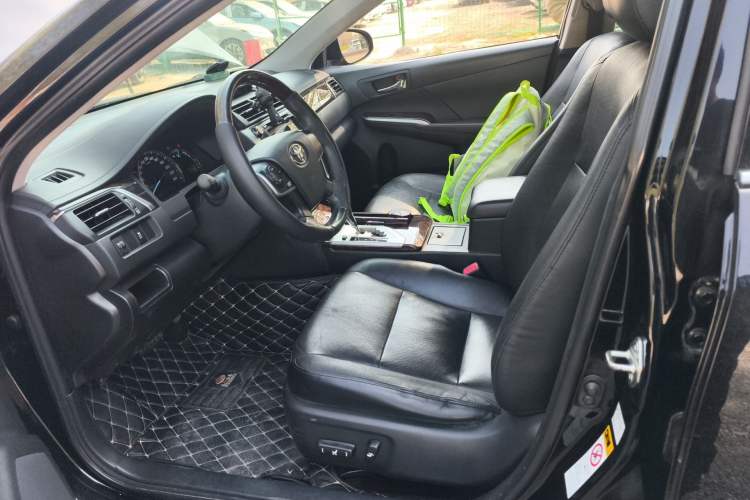 Used Toyota Camry 2015 2.0G Premier Edition Left Front Seat